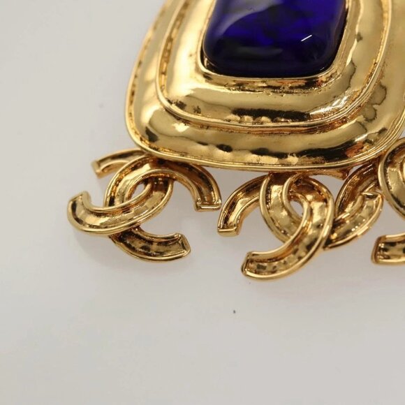 CHANEL Brooch metal Gold CC Auth BA1258AM